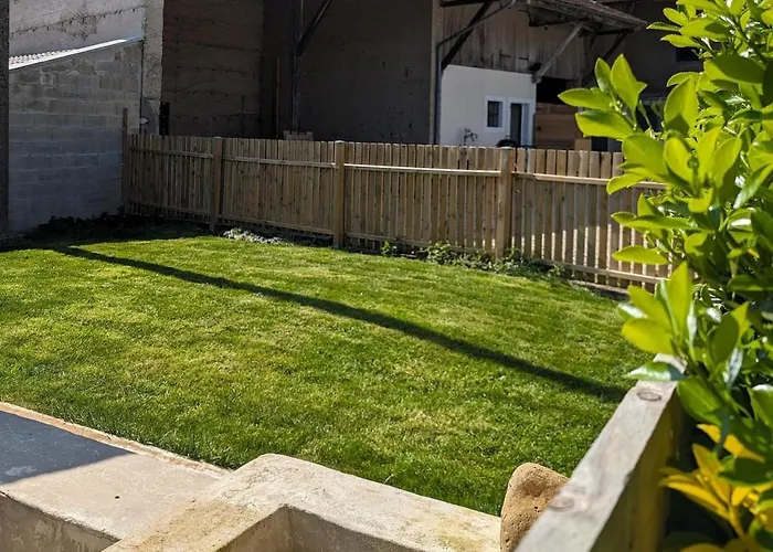 La Maison De Apartamento Pérouges