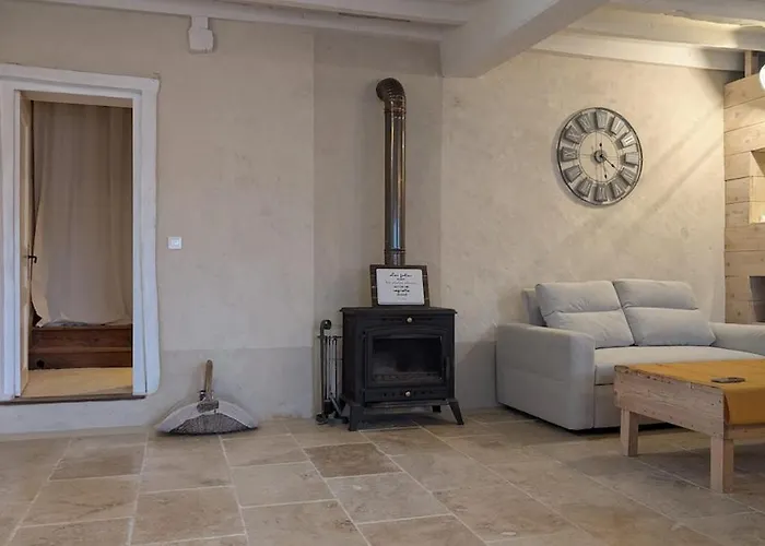 La Maison De Διαμέρισμα Pérouges